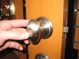 Locksmith Master Store San Antonio, TX 210-780-7307 - door-unlock